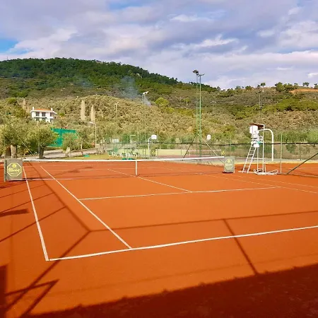 Club Afrodit Tatil Koeyue 3* Altinoluk