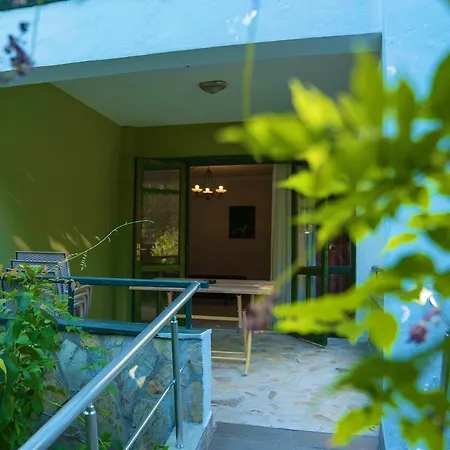 Club Afrodit Tatil Koeyue Resort Altinoluk