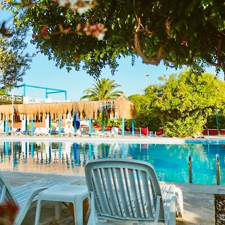 Club Afrodit Tatil Koeyue Resort 3*