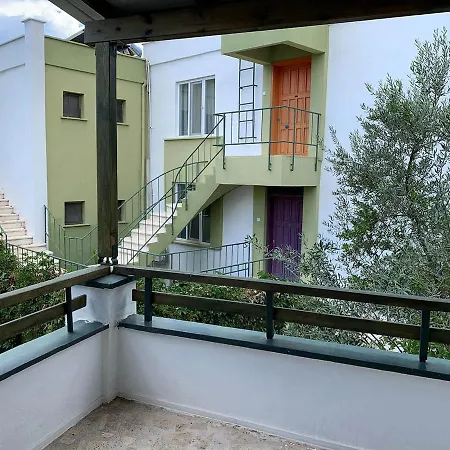 Club Afrodit Tatil Koeyue 3* Altınoluk