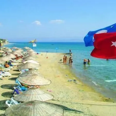 Club Afrodit Tatil Koeyue 3* Altınoluk