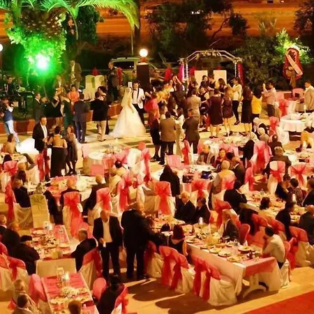 Club Afrodit Tatil Koeyue 3* Altınoluk